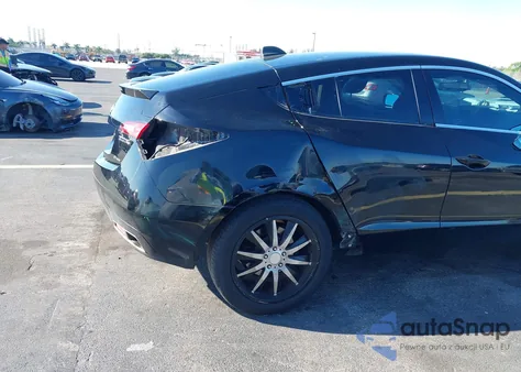 2010 Acura Zdx z USA, uszkodzony, nr VIN 2HNYB1H43AH502924